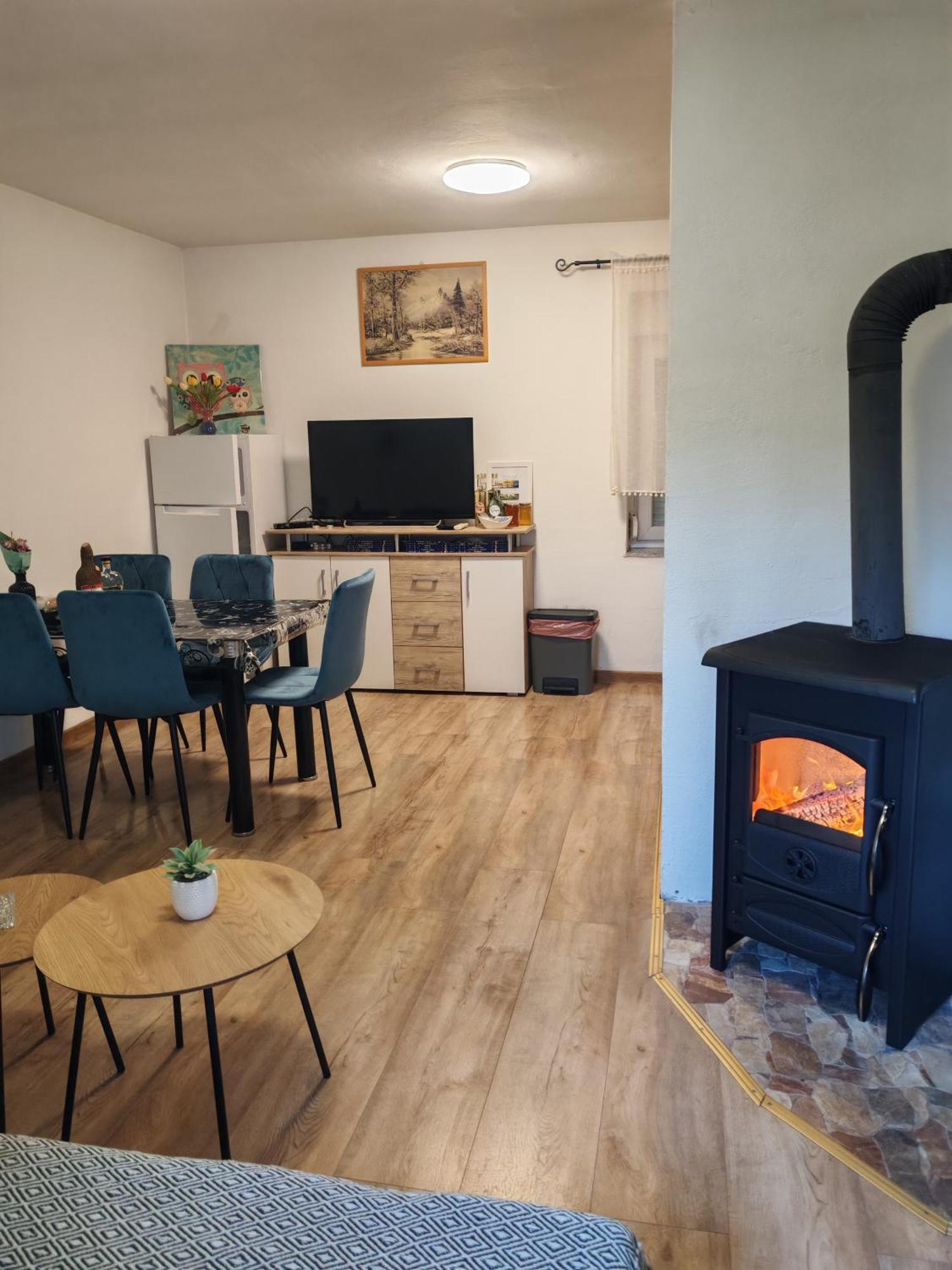 Lucija Apartment Lovinac  Luaran gambar